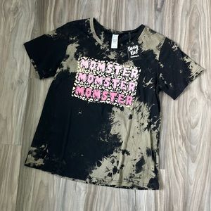 Daisy Rae Momster Bleach Dye Tshirt